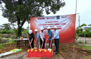 NAM DƯỢC TIẾP TỤC KHỞI CÔNG XÂY CẦU NÔNG THÔN TẠI MIỀN TÂY