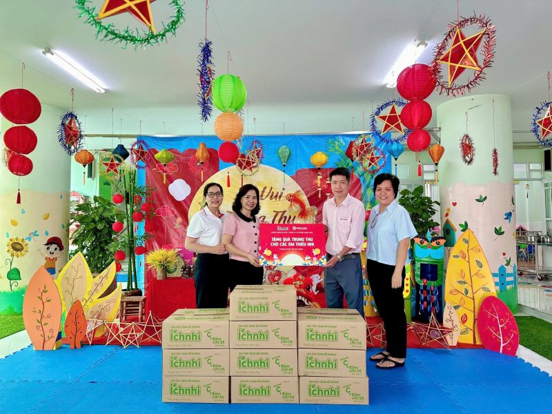 NAM DƯỢC LAN TỎA YÊU THƯƠNG CÙNG THIẾU NHI ĐÓN TRĂNG RẰM
