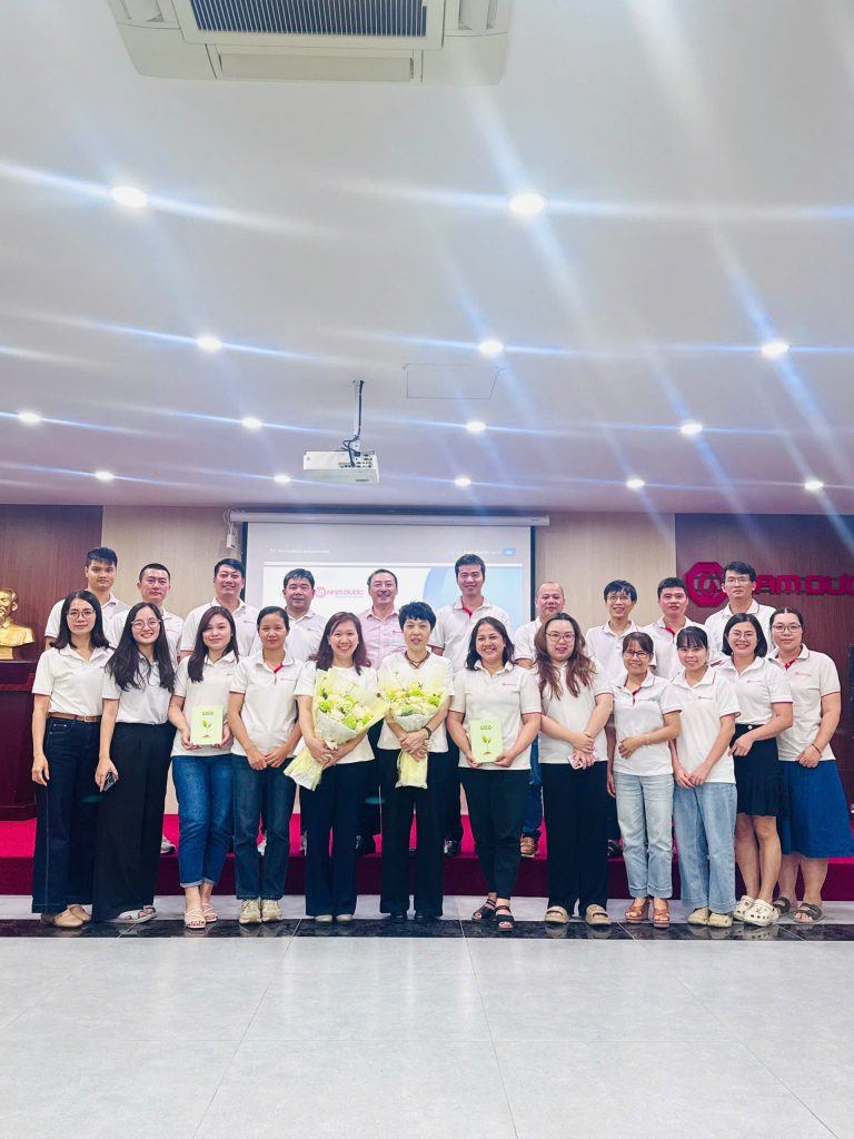 NAM DƯỢC TRIỂN KHAI CHƯƠNG TRÌNH ĐÀO TẠO AI – CHỦ ĐỘNG HỌC HỎI, DẪN ĐẦU THAY ĐỔI